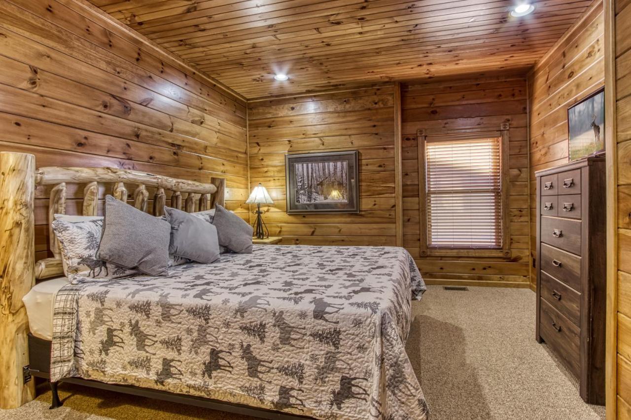 גטלינבורג Lazy Bear Lodge, Hot Tub, Resort Pool, Wifi, 1089 Free Tickets Each Paid Day, Dollywood And More מראה חיצוני תמונה